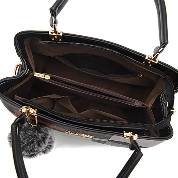 Elegant PU faux leather Messenger Crossbody Bag with Pom-Pom Charm H7f52f3b202ab4e2c8628027246a512e0n