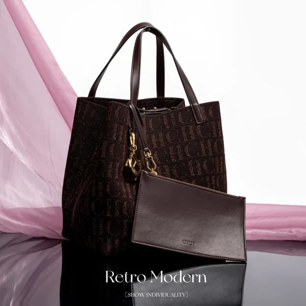 Large Capacity Card Holder Bag with Letter Design S0da911a655484552b898290a9453806a7