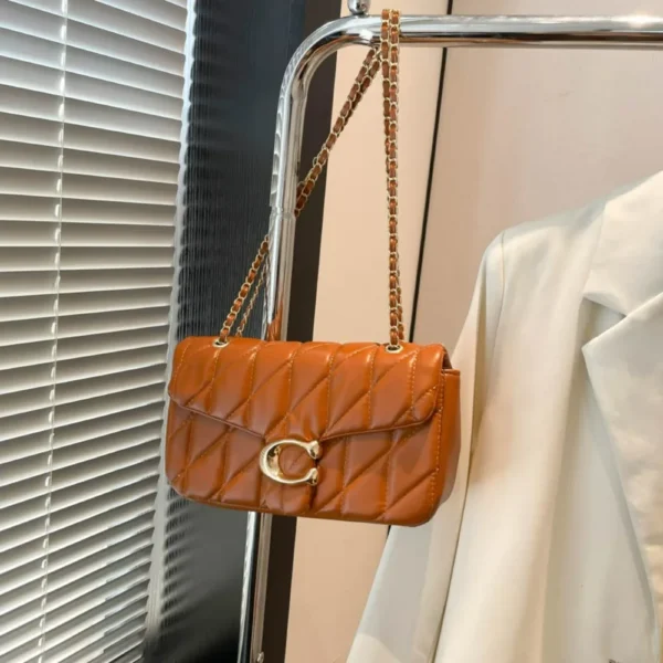 High-End Fashion Diamond Patterned Chain Shoulder Crossbody Bag, Buy a Small S1d090c35921b41d3b251991b1466b474I