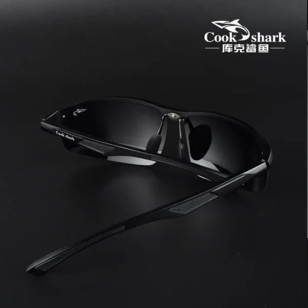 Men's Color-Changing Polarized Driving Sunglasses S5b06878ecbe545ad826d79e6e8999750w