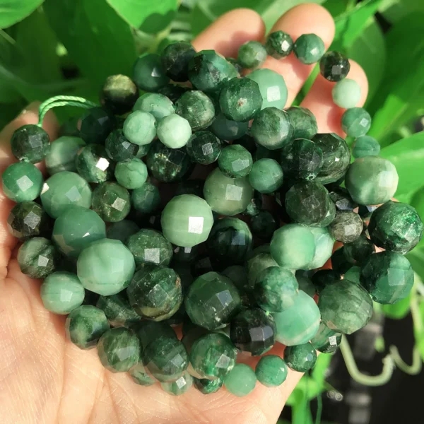 Natural Eemerald Genuine Stone Beads Faceted Green Mica Loose Spacer Beads S6052d5a1f9904f1abe9bb61db1f95deap