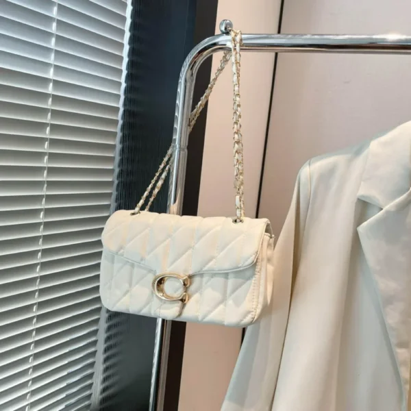 High-End Fashion Diamond Patterned Chain Shoulder Crossbody Bag, Buy a Small S823cbf4754fb4285be77f7eb5a4bb735c