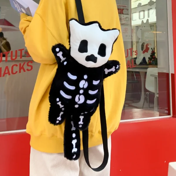 Gothic Skull Plush Backpack with Water Bottle Holder S87b4d2850de340e29e7d233a313253e7S