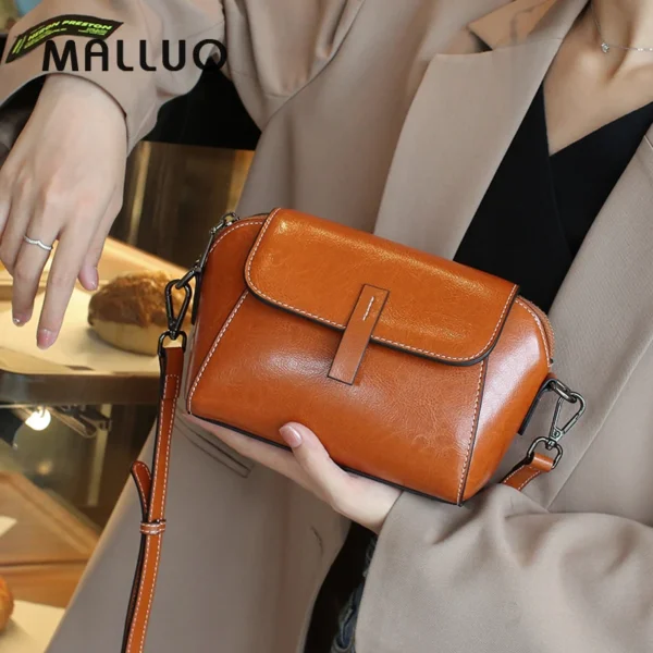 Oil Wax Cowhide Genuine Leather Crossbody Small Bag for Women Fashionable S886b26593fa3406c92c2e3a6e95f275eE