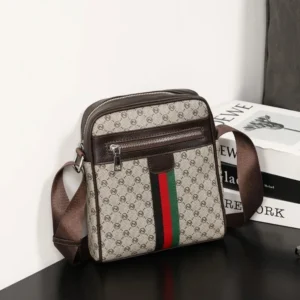 Design Men's Crossbody Bags Fashion Plaid Letter Printed Crossbody Bag Men