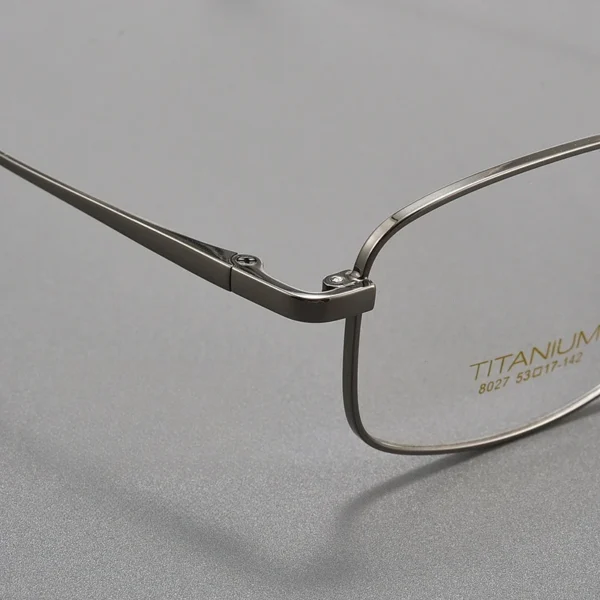 YIMARUILI Ultralight Business Pure Titanium Men's Eyeglasses Frames Simple Square Optical Se795bfb871b44cc8a02a8fda66484b788