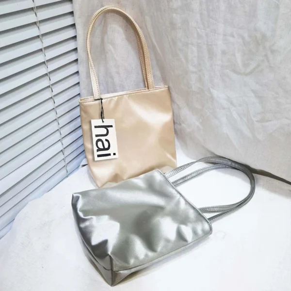 Women's Retro Silk Satin Small Square Handbag Fashion Contrast Color Underarm Se90800ec93c24f65977ff6424bad83ebp