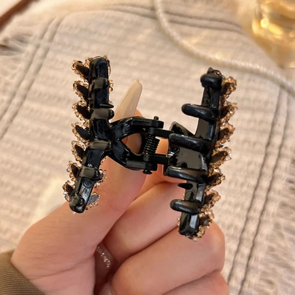 Crystal Leaf-Shaped Rhinestone Hair Claw Clip Sfd6b31c44c1e459f824a2b5c158b0644y